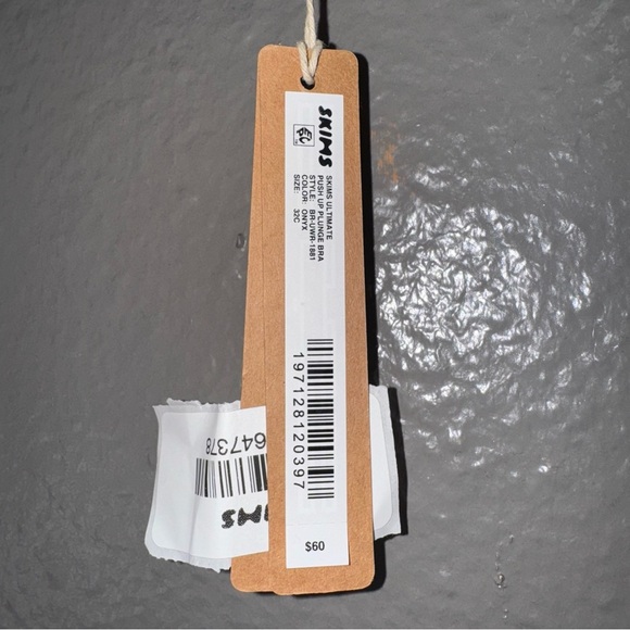 NWT Skims ultimate push-up plunge bra 32C - Picture 4 of 4